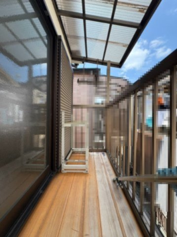 京都市伏見区羽束師古川町のバルコニー|屋根付きバルコニーでお洗濯物も安心です！