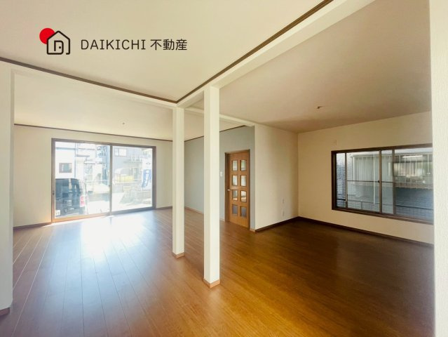 【居間・リビング】 | 久喜市南3丁目　HMH久喜市1期　中古戸建