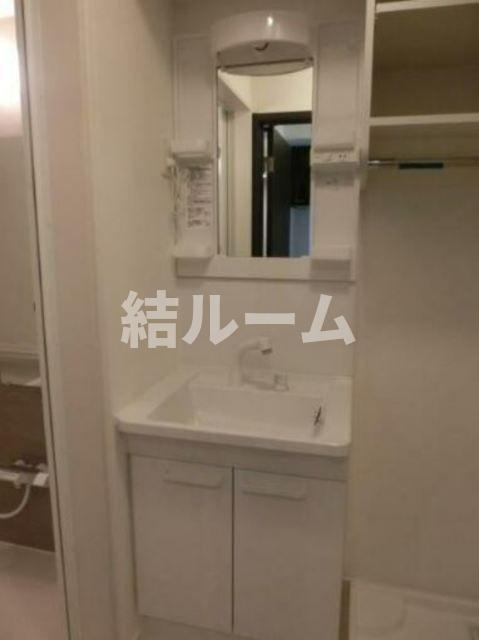 豊島区池袋本町１丁目のアパートの洗面所