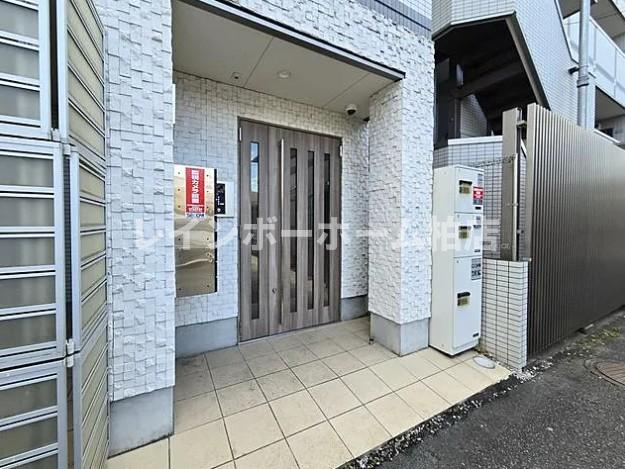 【仲介手数料：50％OFF】対象物件！のエントランス