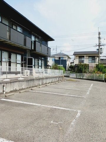 ロイヤル２１の駐車場