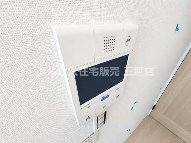 アールヴェール荻窪北のセキュリティ|訪問者を映像と音声で確認できる、安心のTVモニター付きインターホン。