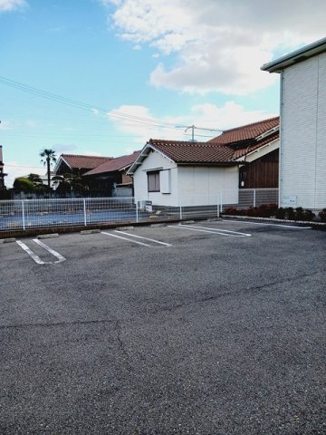 シエラメールの駐車場