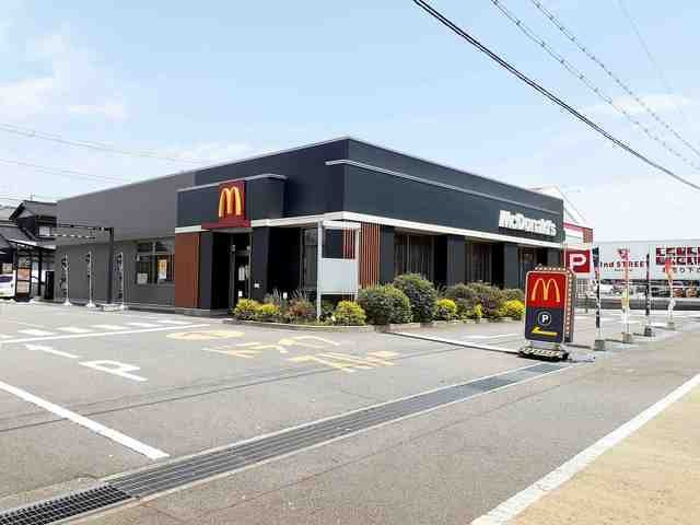 シエラメールの周辺|マクドナルド２５０魚住店まで1100m