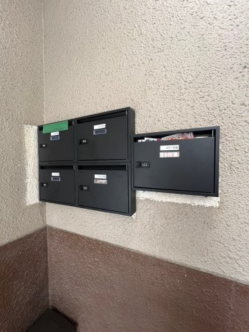 垂水建設ビルのエントランス