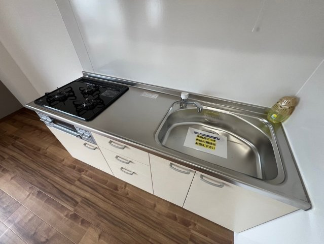 垂水建設ビルのキッチン