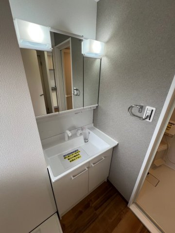 垂水建設ビルの洗面所