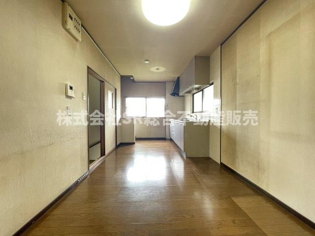菱江5丁目中古戸建の居間・リビング|ご家族でゆったりくつろげる空間です！