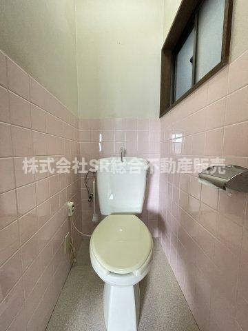菱江5丁目中古戸建のトイレ|暖房便座付きで寒い時期でも快適です！