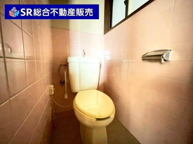 菱江5丁目中古戸建のトイレ|暖房便座付きで寒い時期でも快適です！