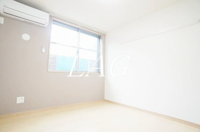 【居間・リビング】 | クレア新小岩 | 洋室のお部屋です。