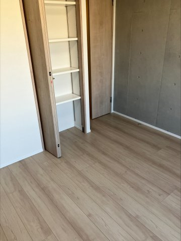 【居間・リビング】ＬＵＭＥＥＤ横濱戸部