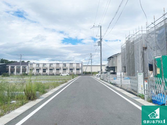 東近江市林田町　第1期　新築一戸建ての前面道路含む現地写真|現在の進捗状況です！順調に作業進行中、完成が待ち遠しいです！詳細の間取り等、お気軽にお問い合わせください！
