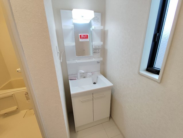 サザンロード新小岩Ⅱの独立洗面台