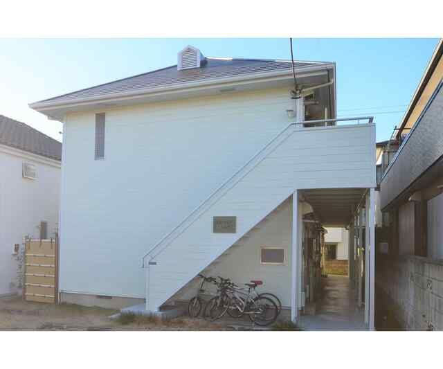 横浜市保土ケ谷区上星川２丁目のアパートの外観