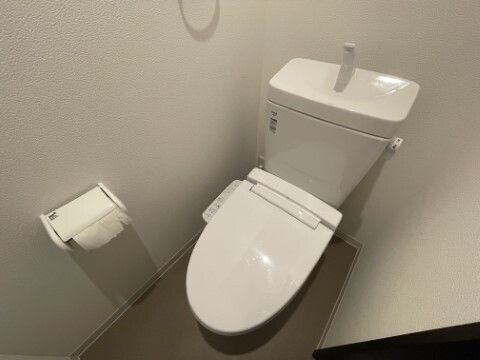 ジーメゾン垂水のトイレ