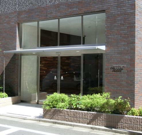 【エントランス】パークハビオ赤坂氷川町