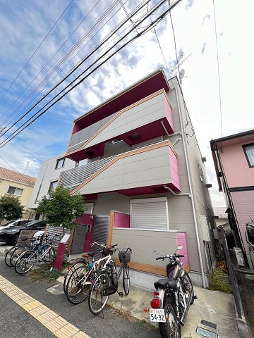 ブロンテ西難波