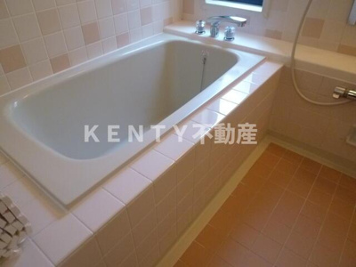 【浴室】 | 北千束一丁目住宅 | 日々の疲れを癒すお風呂付です