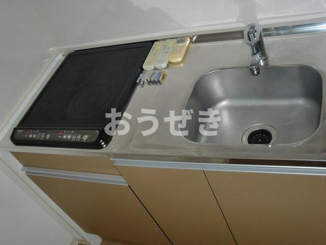 腰越１０のキッチン