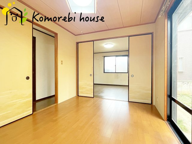 伊奈町小室　中古戸建の洋室|26.8.6　撮影済み