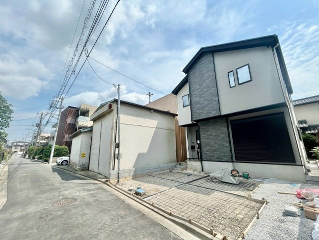 【仲介手数料無料】さいたま市桜区町谷の前面道路含む現地写真