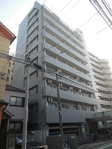 横浜市南区二葉町２丁目の賃貸マンションの外観