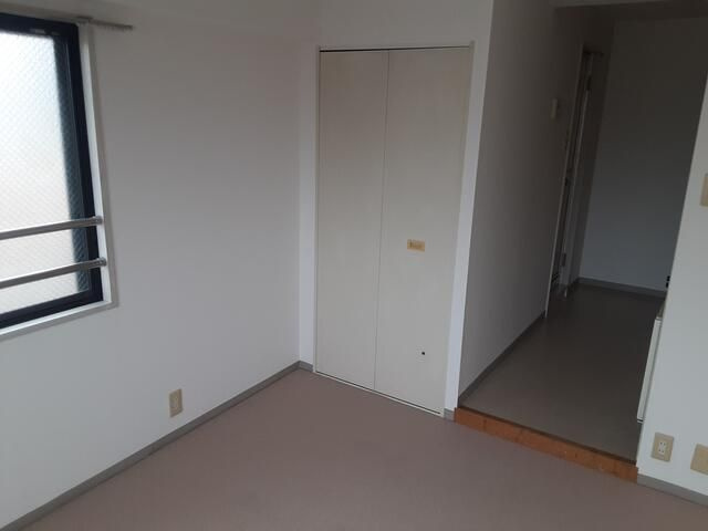横浜市南区二葉町２丁目の賃貸マンションの寝室