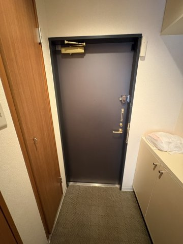 【玄関】