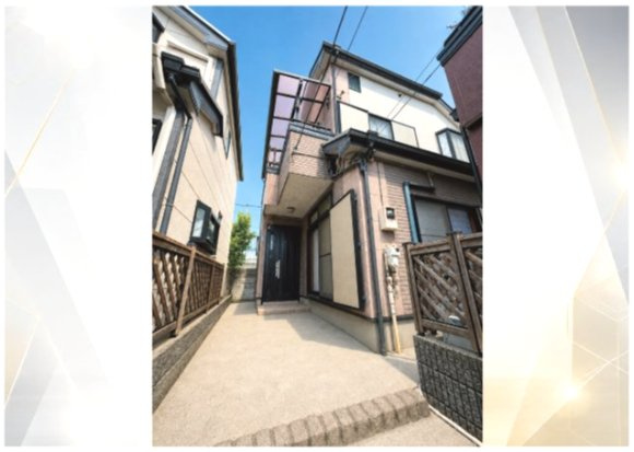 江戸川区北葛西2丁目売戸建の外観|この街に馴染む穏やかな佇まいで落ち着きある外観デザイン！※一部画像は私物消去CGを施しています。
