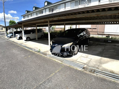 【駐車場】 | タウンズ | 駐車場に車を止められます