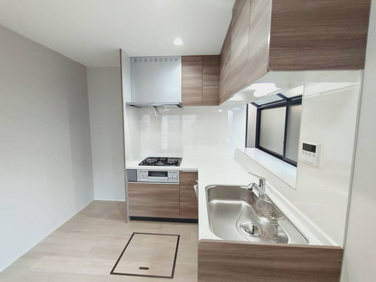 令和８年２月フルリフォーム済みのピカピカ３ＬＤＫ住宅◆全居室６帖以上＆収納付き◆伏見区日野野色町のキッチン|キッチン