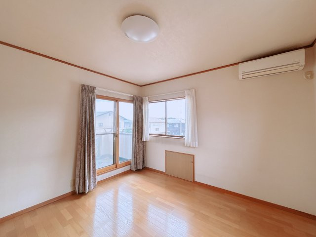 中古戸建　白河市みさか二丁目　みさか小・白河第二中の洋室|天井・壁クロス張替えを行う予定です。