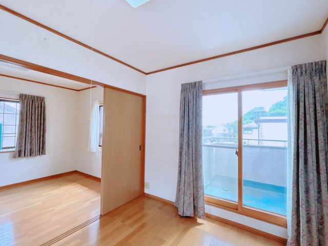 中古戸建　白河市みさか二丁目　みさか小・白河第二中の洋室|天井・壁クロス張替えを行う予定です。
