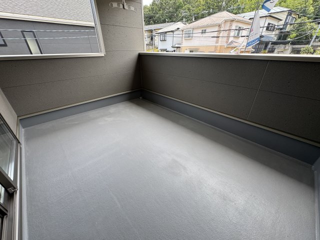 神戸市西区伊川谷町有瀬新築戸建２号棟のバルコニー