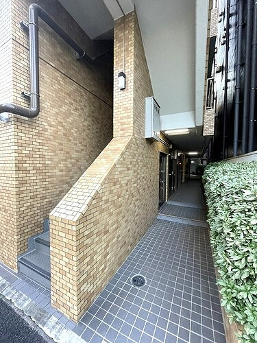 ライオンズマンション駒込第５のその他|共有外階段　※前回募集時2021年12月撮影の写真