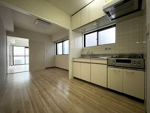 ライオンズマンション駒込第５のキッチン|キッチン別角度　※前回募集時2021年12月撮影の写真