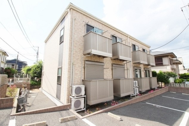 船橋市海神３丁目のアパートの外観