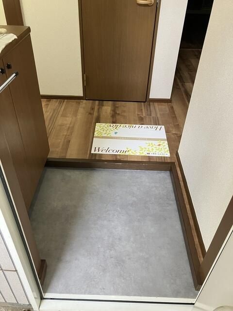グリーンヒルみのりの玄関