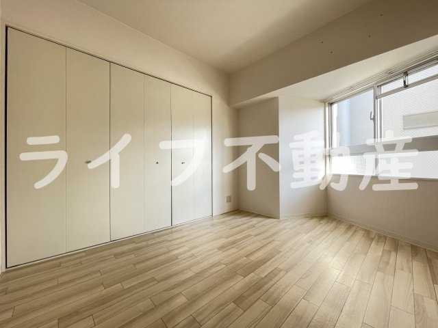 サニーパレス山口の居間・リビング|ゆったり過ごせる居間です