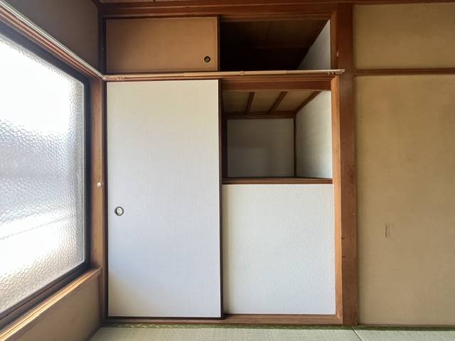 富田林市錦織南2丁目戸建の収納