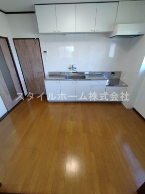 【居間・リビング】 | ハイツK＆Y　B棟 | イメージ写真です。
