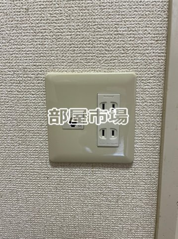 根本ビルの設備|コンセント