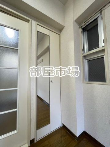 根本ビルの設備|姿見