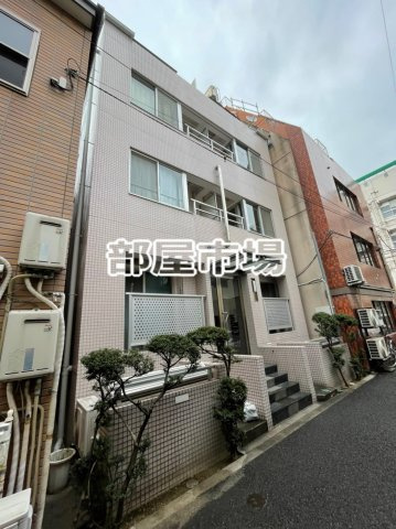 根本ビルの外観