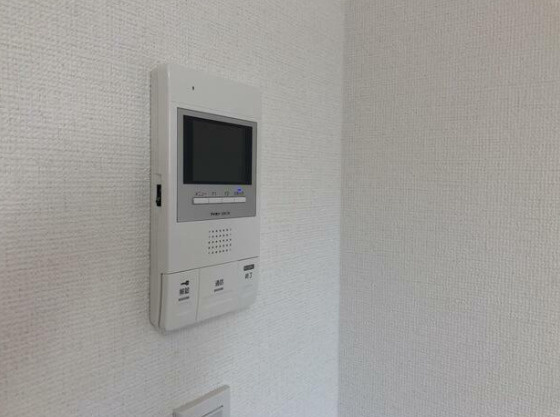 【セキュリティ】 | ヴィシェット羽田 | モニター付きインターホンです