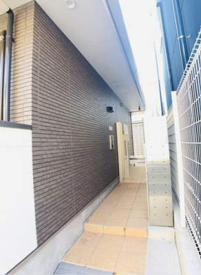 【エントランス】 | ヴィシェット羽田 | エントランスです