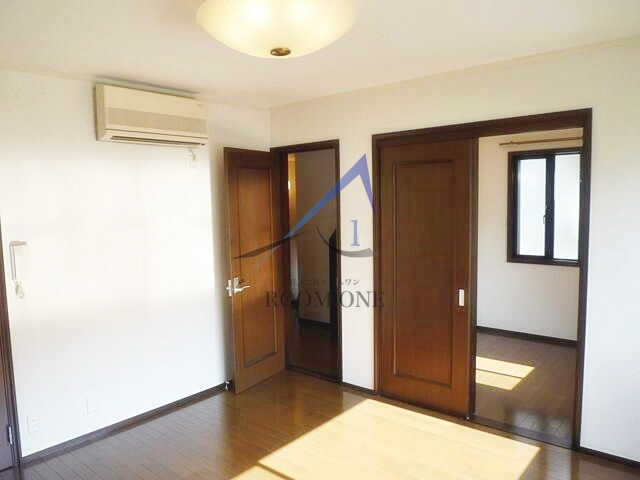 北千束一丁目住宅の居間・リビング|洋室のお部屋です。