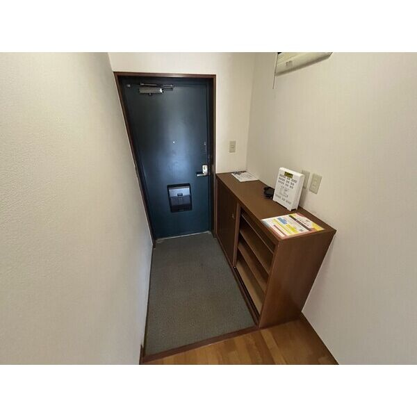 ジュールヴェルヌの玄関