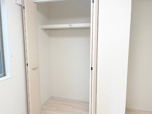 合志市須屋のアパートの収納|クローゼット
